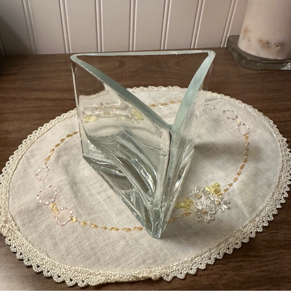 Heavy Bottom Triangle Vase